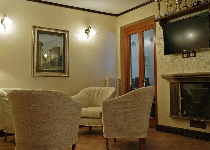 Il Pino 佩斯科克斯坦佐