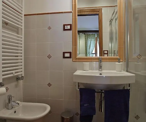 Alojamento de Acomodação e Pequeno-almoço Il Pino 3*